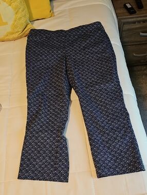 Croft & Barrow navy and white patterned Pants Size 14 Regular